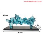 Modern minimalist hotel entrance foyer soft decoration with a high-end feel, niche transparent ornaments, resin sculptures, and artworks