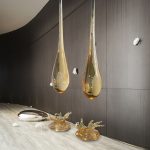 Transparent resin water droplet spray sculpture hotel large floor decoration villa living room entrance decoration art hanging decoration