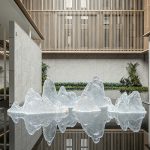 Modern minimalist transparent resin rockery sculpture decoration villa courtyard hotel lobby front desk model room decoration