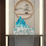 Transparent resin rockery sculpture imitating glass handicrafts, hotel lobby landscape, large mountain shaped ornaments, floor installation